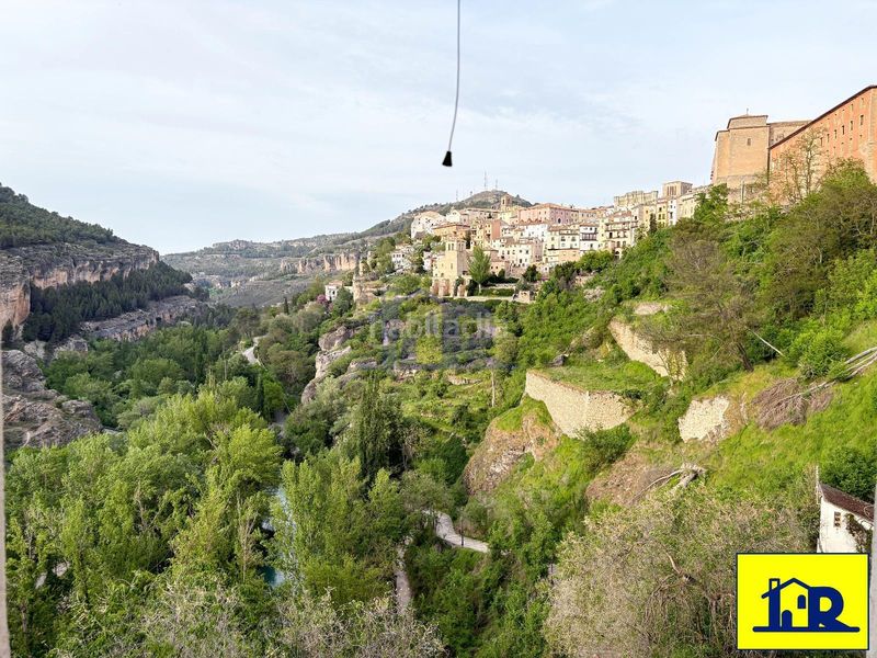 Foto a293d353-24a1-4477-b92d-f4f7fda433bf. Pis amb calefacció a Casco Histórico Cuenca