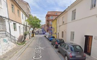 Casa adossada a Centro. Se vende chalet adosado en cuenca para reformar