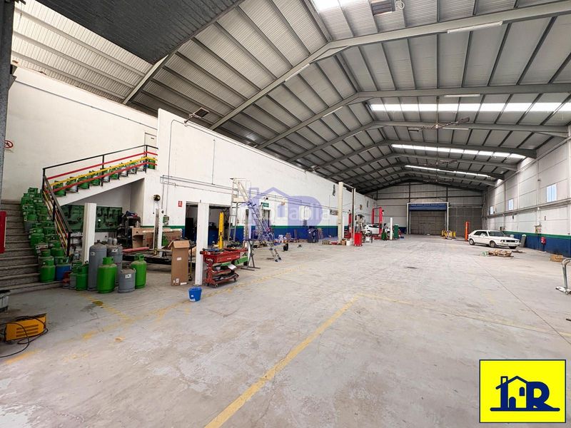 Foto 4667b39b-e21a-4ed8-8d06-3c1145b28651. Nau industrial a San Fernando - Carretera de Valencia Cuenca