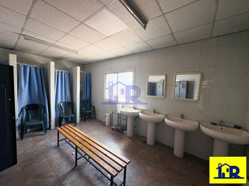 Foto 5ebba242-bd32-44b6-85fa-1f5dd577195f. Nau industrial a San Fernando - Carretera de Valencia Cuenca