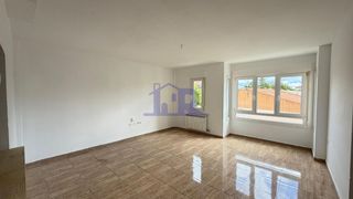 Flat  De la libertad (arcas). Piso en arcas con garaje y trastero