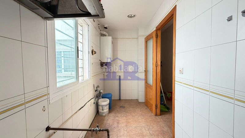 Foto a5b9a4ad-baf9-4106-849b-64e4fe4e675a. Pis amb aparcament a Centro Cuenca