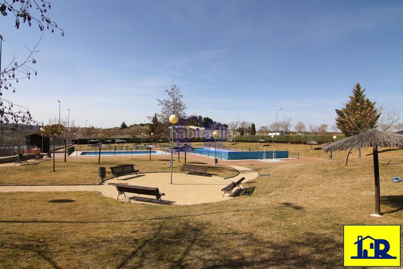 Foto a8be98e5-4de5-4283-af48-05847f9a7d41. Pis amb calefacció aparcament piscina a Fuensanta - Universidad Cuenca