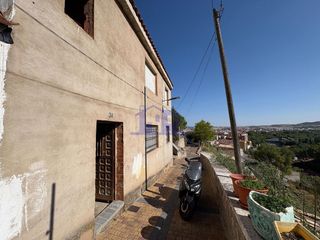 Casa  Pedro del moral. Casa en venta en el barrio de san antón. para acabarla a su gust