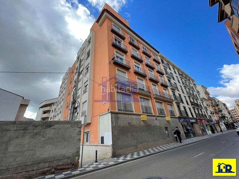 Foto d7f4b871-a4ff-47d0-8872-c9a5d792e677. Local comercial a Centro Cuenca