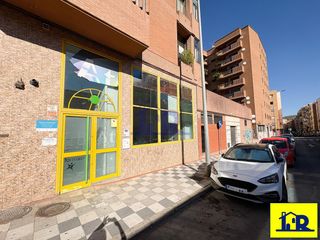 Miete Geschäftsraum  Del romero 2. (entrada jorge torner. frente al colegio la paz). Se alquila local centro de cuenca.