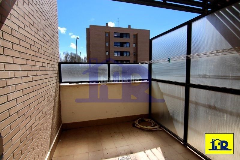 Foto a3c0fc8b-1ba4-4599-8fab-599a0d64d1cd. Pis amb calefacció aparcament piscina a Alameda Cuenca