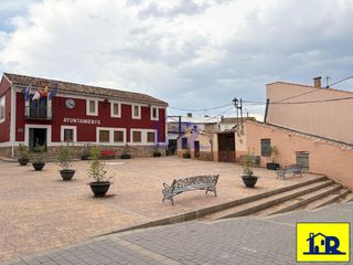 Xalet  Iglesia (jabaga). Se vende casa con patio y garaje en el pueblo de jábaga