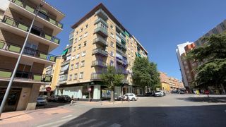 Rent Flat  C/. alicante 7.  altura 1 letra d. Piso en alquiler para estudiantes cerca del centro con calefacci