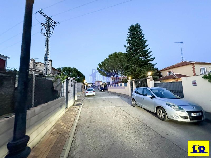 Foto d88e7949-16e4-46d9-aa9b-c16e5a4ffc3d. Terreny residencial a Arcas del Villar