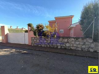 Xalet  Pernalosas (las). Se vende o alquila chalet club de golf. proximo a cuenca