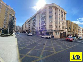 Pis  Castilla la mancha. Se vende inmueble para oficina o vivienda en zona centro. cuatro