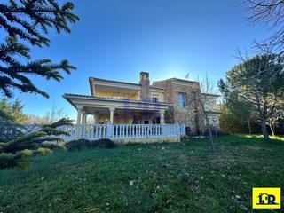 Xalet  Peña de la arena. Se vende chalet de 400 m2 sobre parcela de 1500 m2 en villalba d