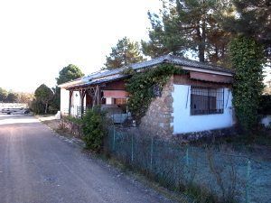 Chalet  Vereda s/n. (junto al club de tenis). En jabaga