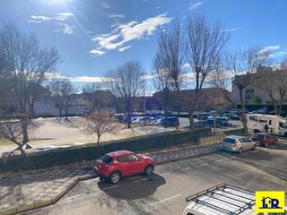 Pis  Rio cabriel. Se vende piso reformado de tres dormitorios en villarromn.