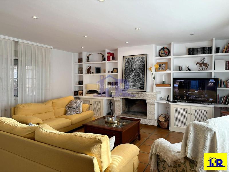 Foto fcf39b69-955e-4f78-8cf3-2776d8ab6c6e. Chalet  independiente de diseño exclusivo en arcas en Arcas del Villar