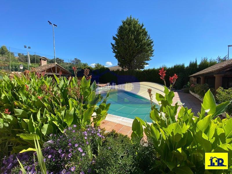 Foto 59ed470e-fc28-474c-84cf-98924bd5c234. Xalet amb aparcament piscina a Arcas del Villar