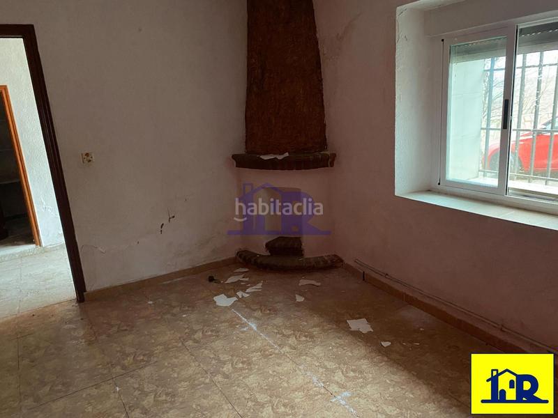 Foto b080c1ca-04cc-4db2-ac36-6ff351020276. Casa adossada a Valverde de Júcar