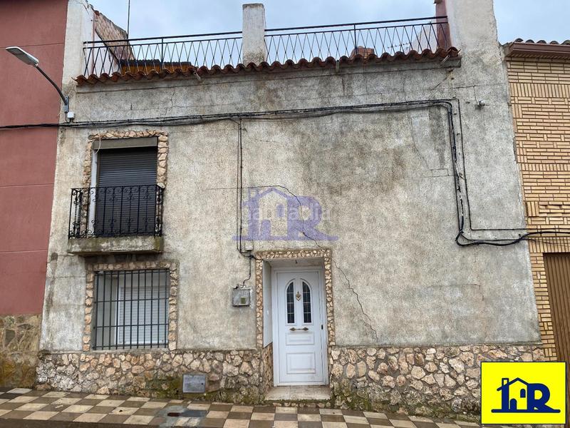 Foto fb2e9350-e642-47a2-b409-be6034f81387. Casa adossada a Valverde de Júcar