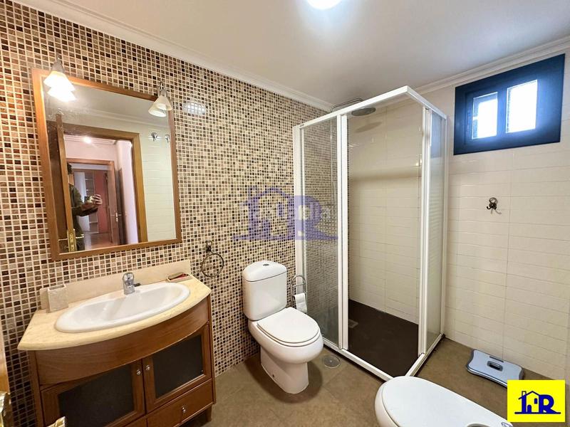 Foto 49d26271-7267-43d1-ade4-8e852bed6d3f. Appartamento con riscaldamento parcheggio piscina in Cuenca