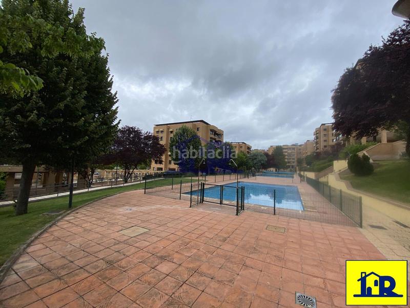 Foto fe152f17-92d2-4fc6-bd24-c3e15165ac6a. Appartamento con riscaldamento parcheggio piscina in Cuenca