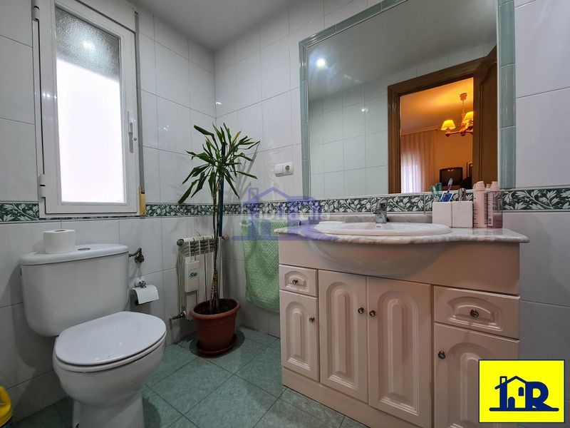 Foto 9021955b-97c7-464c-bd7b-aa968600d75c. Affitto appartamento con riscaldamento in Centro Cuenca