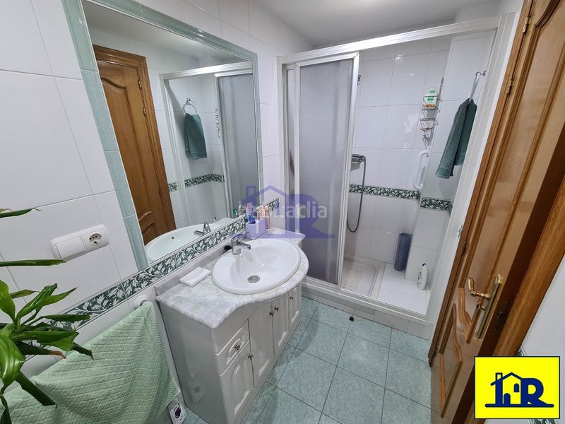 Foto 130d8da8-a478-45eb-87c7-7ceda2de57cb. Rent flat with heating in Centro Cuenca