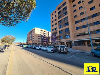 Pis  C/. rodolfo llopis 1.  altura 6 letra e. Se  vende  apartamento 2 dormitorios en residencial universidad