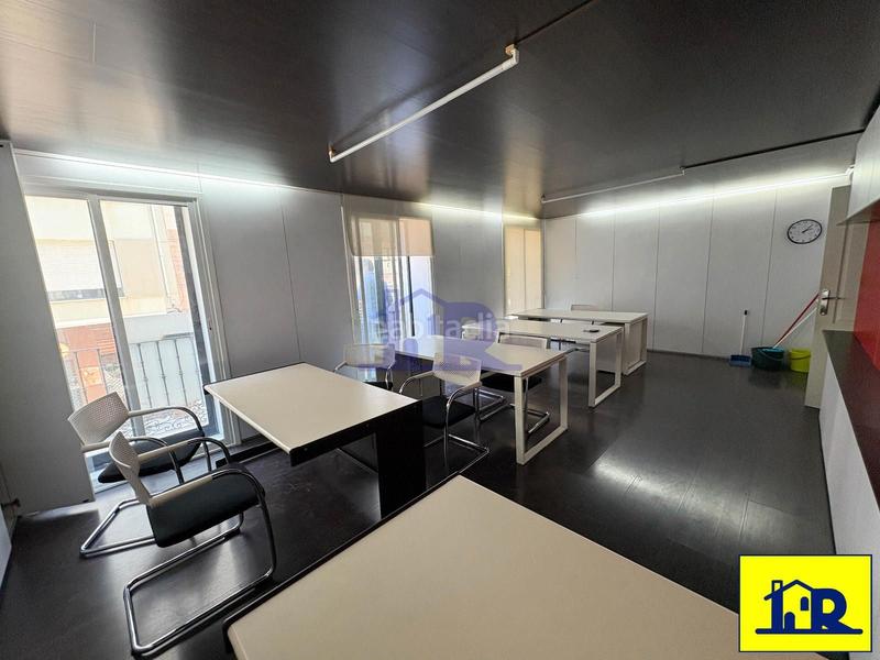 Foto 4ead6359-2a6b-4981-bf81-d2b165879b1d. Location bureau avec chauffage dans Centro Cuenca
