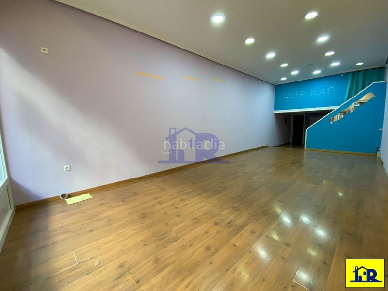 Foto 18e047e3-3a80-4ac4-8b02-8f3f576ea655. Alquiler local comercial se alquila local acondicionado en pleno Centro. en Cuenca