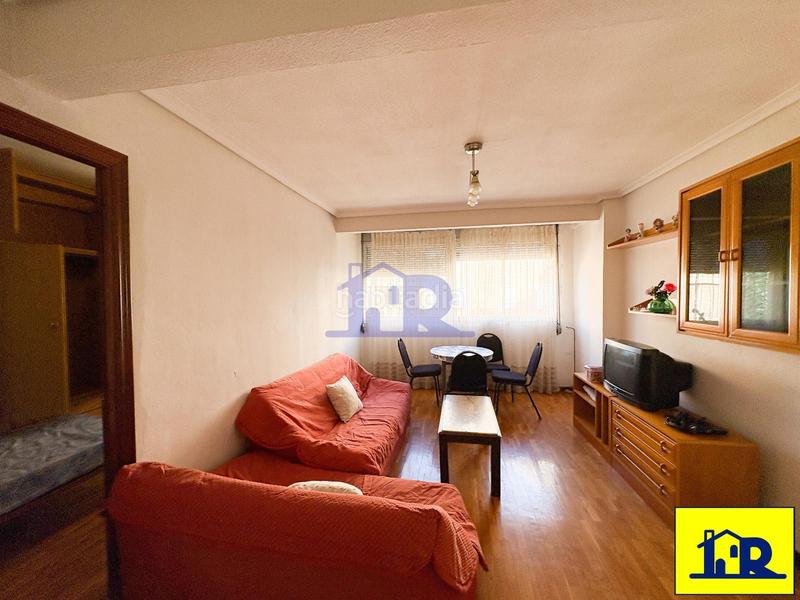 Foto d33135d7-0f3f-49f1-9475-adc8a5cd641e. Piso se vende piso céntrico en calle alicante. en Cuenca