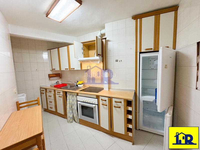 Foto e9a9143c-eb7b-4727-bf35-f9751f9e45f9. Piso se vende piso céntrico en calle alicante. en Cuenca