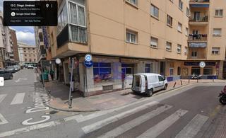 Location Local commercial  Diego jimenez ( lv8). Se vende local en zona centro. esquina muy comercial.