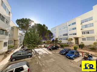 Pis  Rio cabriel (p.v.71). Se vende apartamento reformado de dos dormitorios en villarromn