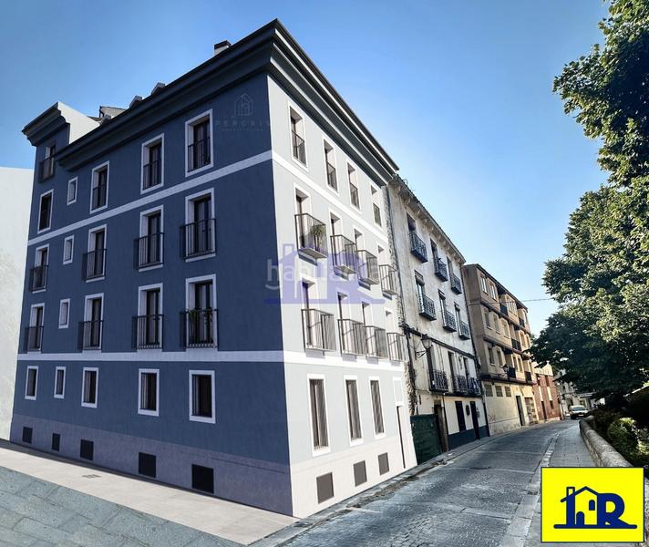 Foto d7bd58d4-fd7c-4191-85bf-e062038d5828. Flat with heating in Centro Cuenca