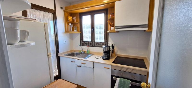 Foto 21bcc777-d781-4e9d-b16b-723150eda134. Pis amb aparcament piscina a Levante Alto Benidorm