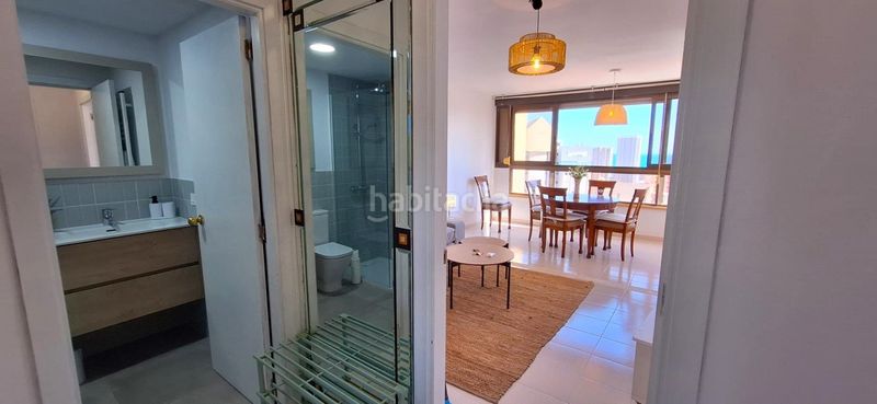 Foto ecdb78bd-118a-41c7-9a55-503246dff1b5. Pis amb aparcament piscina a Levante Alto Benidorm