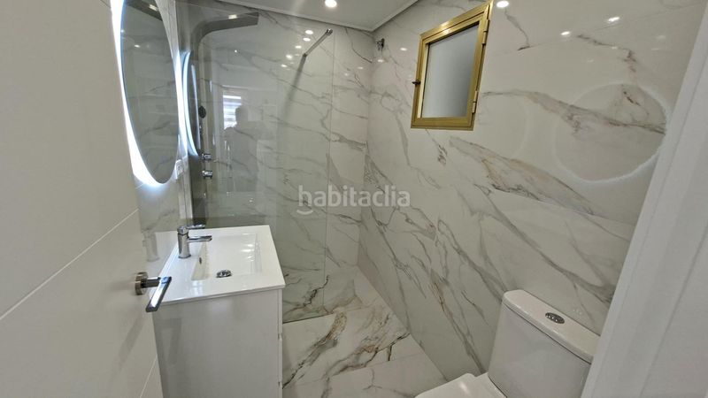 Foto 65d8a0fe-d5ae-4c2e-9309-5b0e9236dd88. Apartament amb aparcament piscina a Rincón Bajo Benidorm