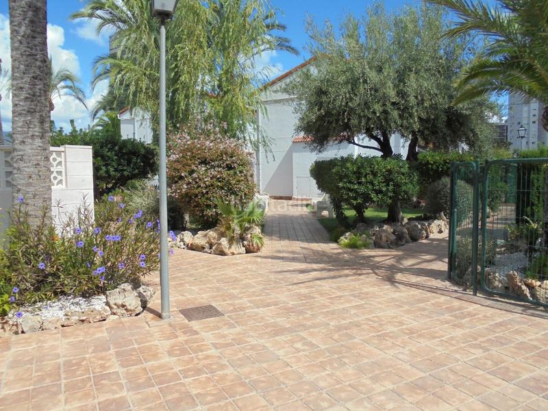 Foto 5f6c3f15-d2a3-44f5-a47f-182b3a06057f. Casa con parcheggio piscina in Rincón Bajo Benidorm