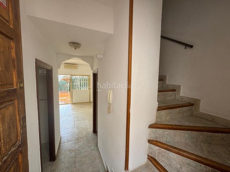Foto cb8e004d-8380-410f-9a49-bb95d53f5bcb. Casa con parcheggio piscina in Rincón Bajo Benidorm