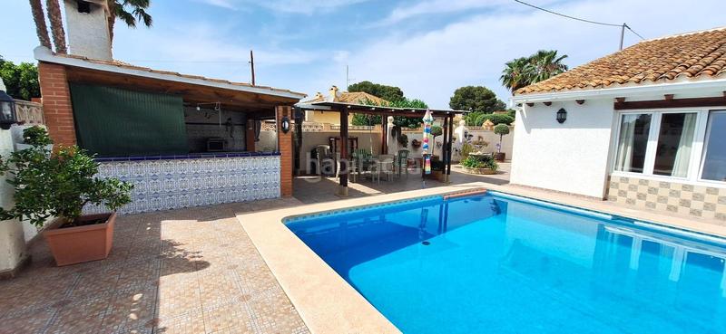 Foto 1f227fba-d771-4755-89e9-71e4e647bc75. Chalet  en rincon de loix llano. en Rincón Bajo Benidorm