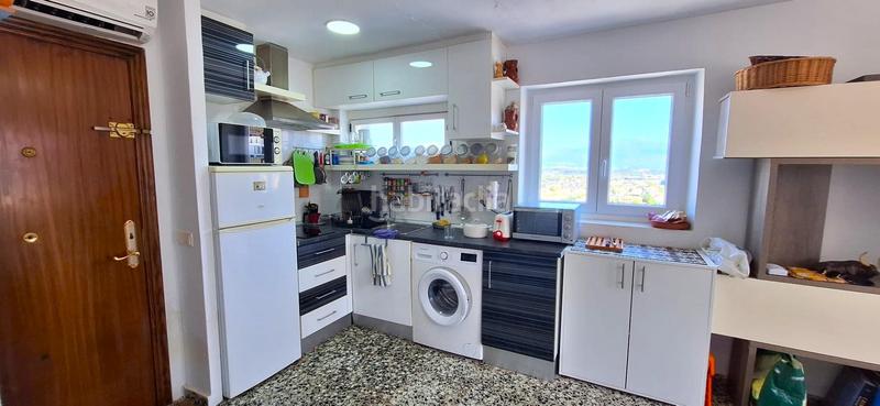 Foto ad7c8f27-6494-4fbd-a6cc-afd45b5fed72. Piccolo appartamento con parcheggio piscina in Rincón Alto Benidorm