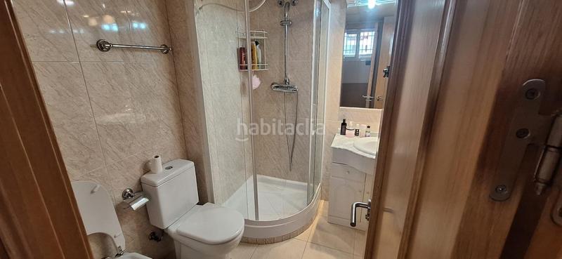 Foto 7df8c9c7-4c94-4d5c-ac62-a8addbe16203. Alquiler apartamento alquiler anual con vistas al mar en Benidorm