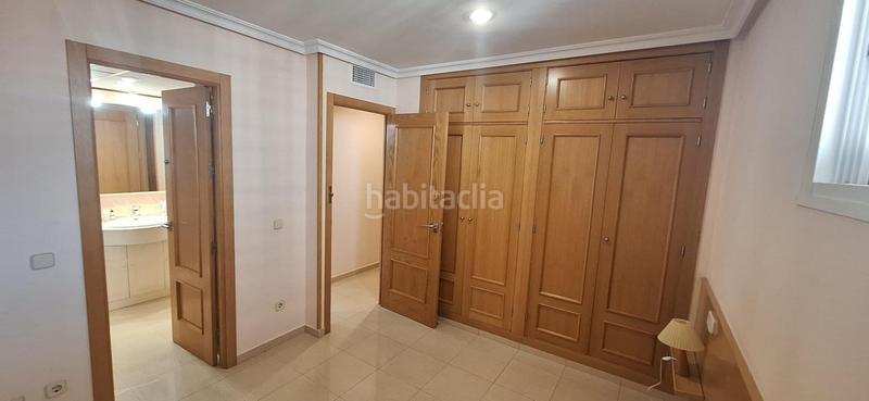 Foto e273bc2b-3b40-410d-b644-52d5985ea850. Miete appartement mit parking in Rincón Alto Benidorm