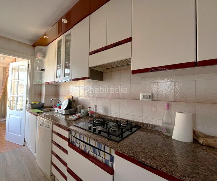 Foto 2b6e507f-9544-42a2-ae3d-ab28579b6a88. Appartamento con parcheggio piscina in Rincón Bajo Benidorm