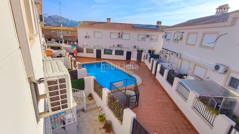 Foto 44149346-6a67-4c74-a33e-48a344a6a766. Casa adossada amb aparcament piscina a La Nucia Pueblo Nucia (la)