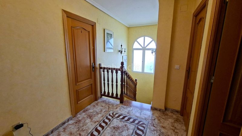 Foto 24f6f323-6d2e-41c2-8d99-d91e7679d902. Xalet amb aparcament piscina a Sierra Helada Benidorm