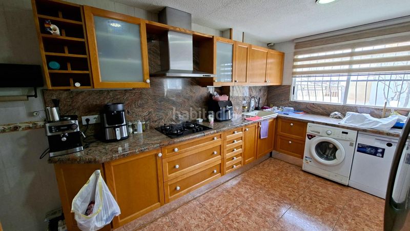 Foto 47c50da5-4501-4b86-bb93-9d23e85e758c. Xalet amb aparcament piscina a Sierra Helada Benidorm