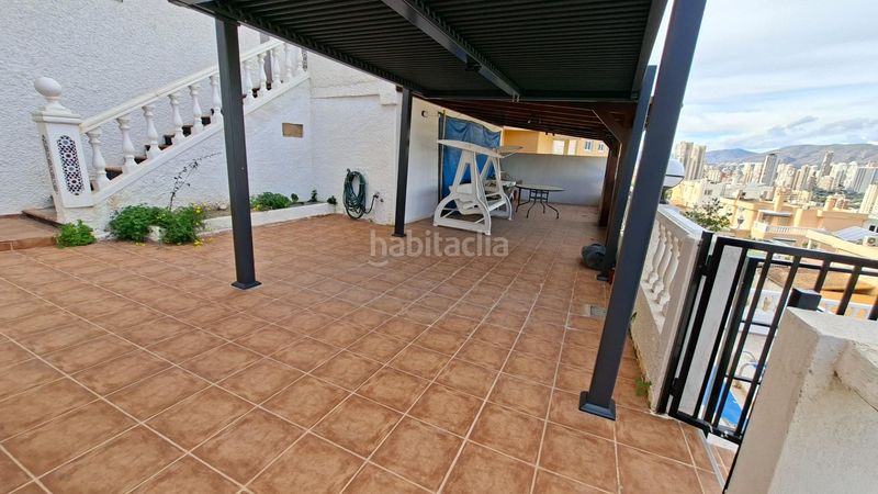 Foto 935fe230-b0c0-4d42-8a09-1b4682a245e3. Xalet amb aparcament piscina a Sierra Helada Benidorm