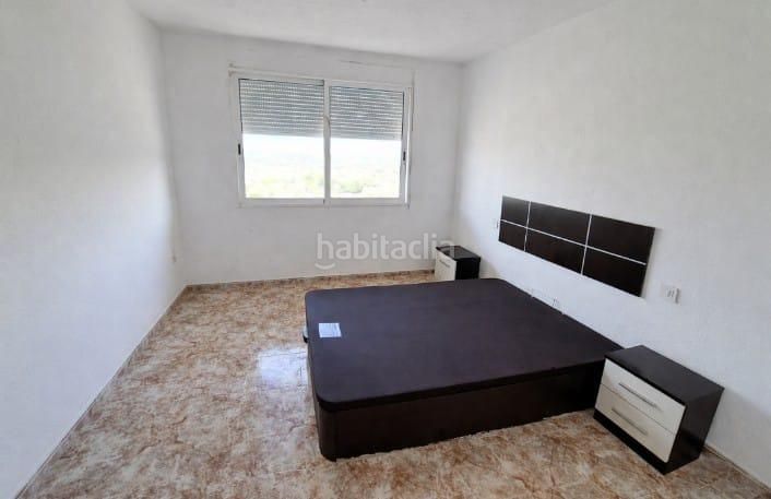 Foto a22b261b-f5e9-48ee-9718-2fbf98ce45e7. Xalet amb aparcament piscina a Sierra Helada Benidorm